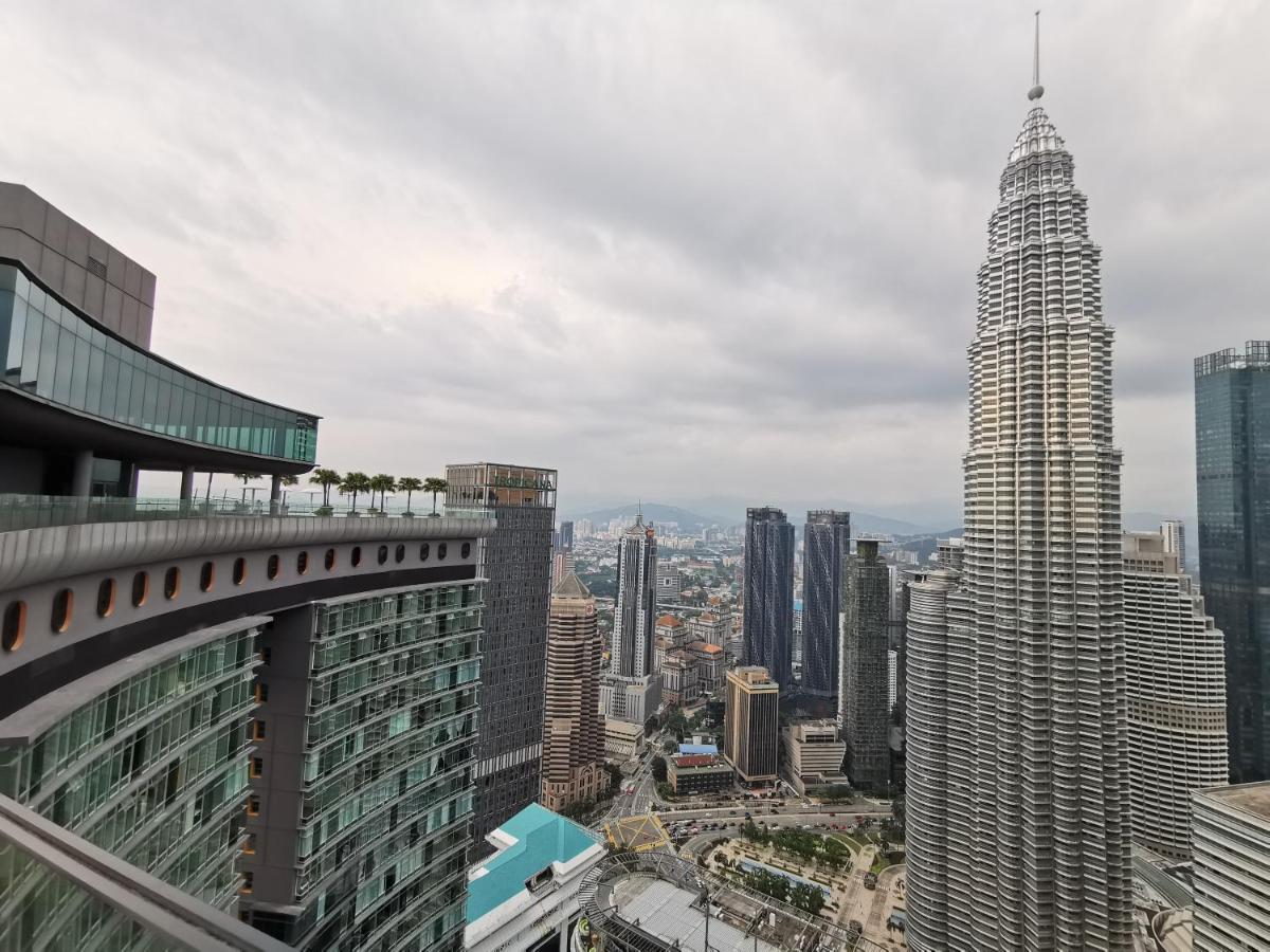 Sky Suites Klcc By Autumn Suites Premium Stay Kuala Lumpur Exterior photo