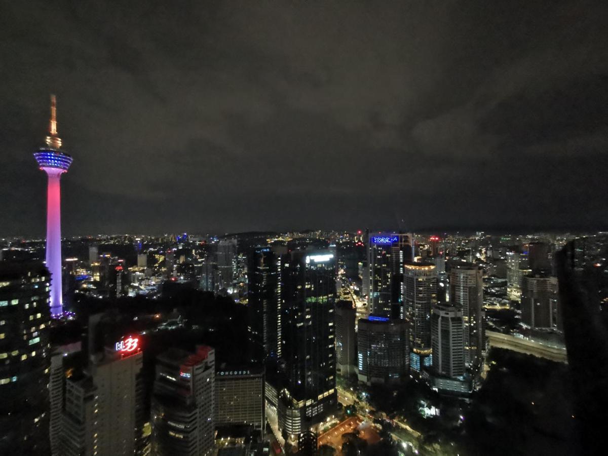 Sky Suites Klcc By Autumn Suites Premium Stay Kuala Lumpur Exterior photo
