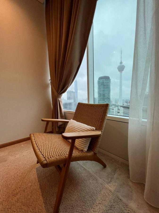 Sky Suites Klcc By Autumn Suites Premium Stay Kuala Lumpur Exterior photo